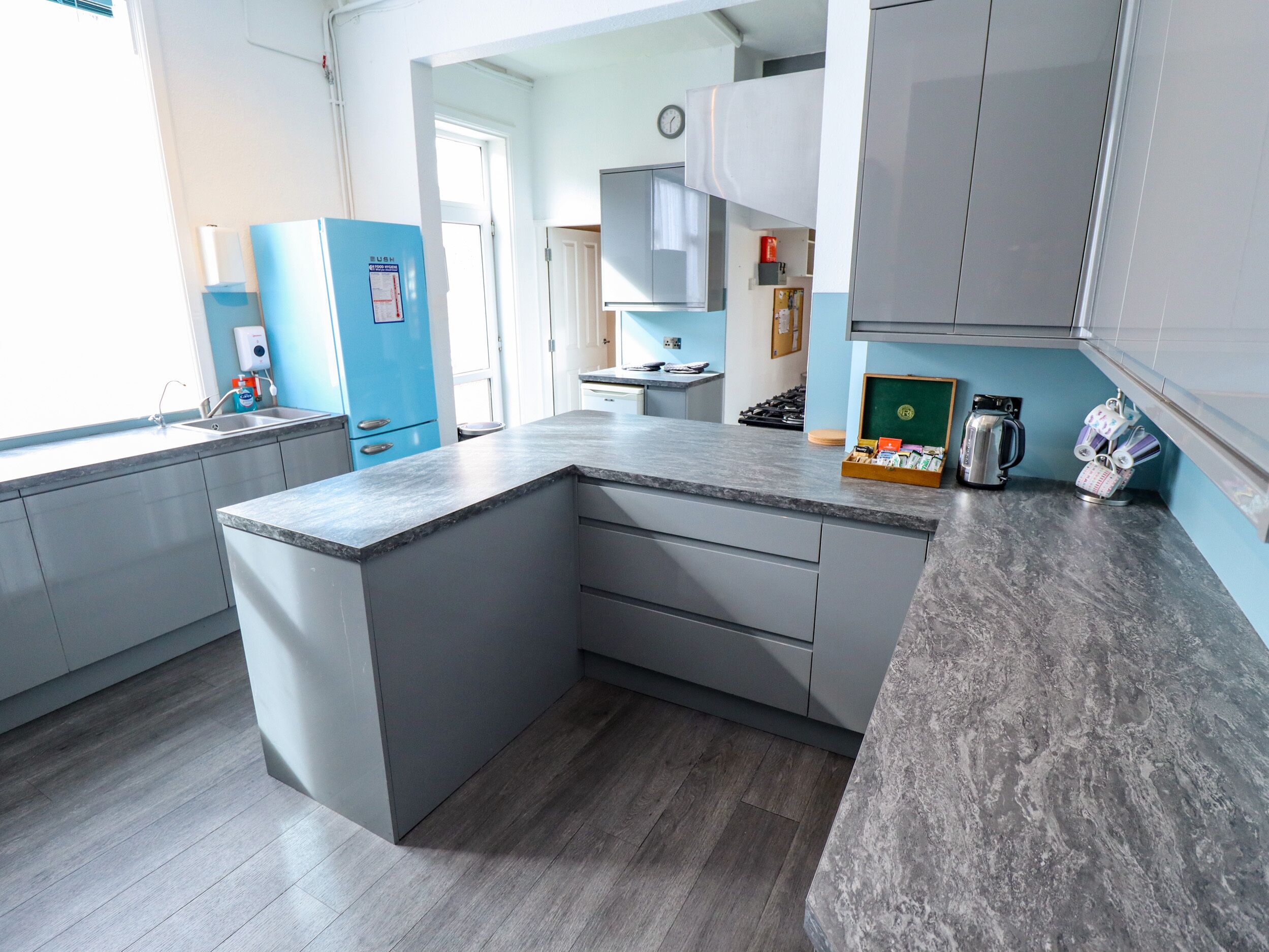 Cottage | Private kitchen | Fridge, dishwasher, electric kettle, toaster