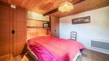 3 habitaciones, tabla de planchar con plancha y wifi gratis
