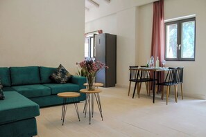 TV - Villa 'Amfiliki' with Private Pool, Wi-Fi and Air Conditioning (Corfu)