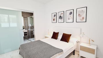2 dormitorios, tabla de planchar con plancha, wifi gratis y ropa de cama