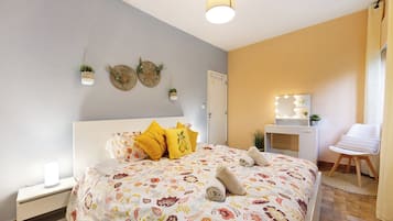 1 chambre, fer et planche Ă repasser, Wi-Fi gratuit, draps fournis