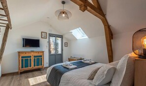 4 habitaciones, tabla de planchar con plancha y wifi gratis 