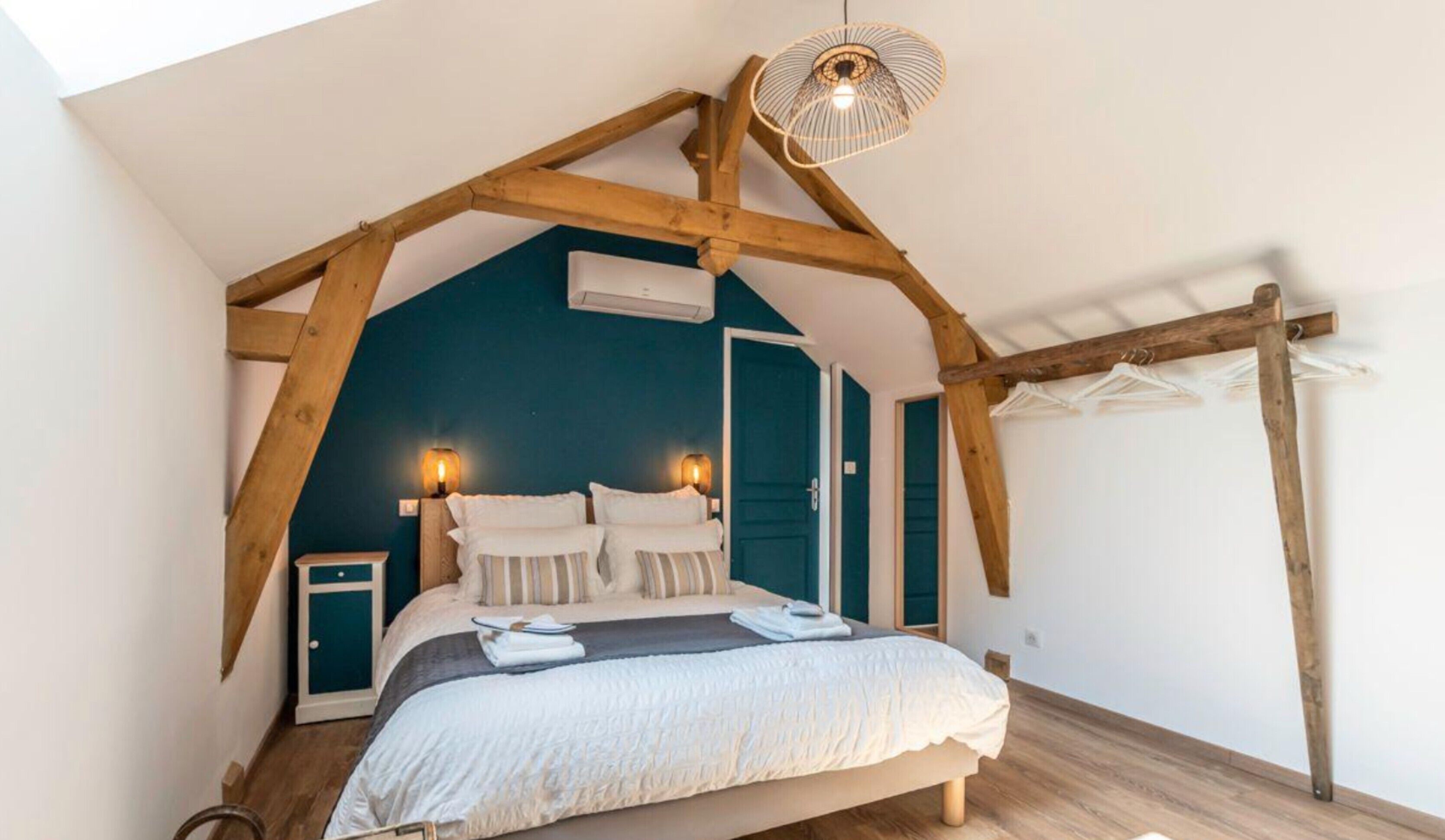 4 Schlafzimmer, Bügeleisen/Bügelbrett, kostenloses WLAN, Bettwäsche