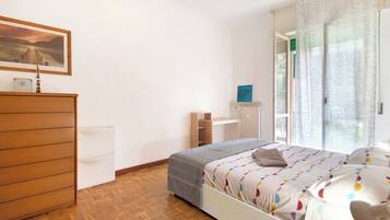 1 chambre, Wi-Fi gratuit, draps fournis