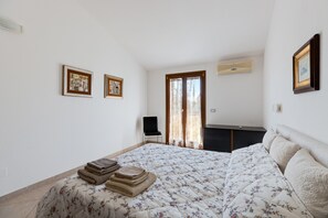 2 habitaciones, wifi gratis y ropa de cama 