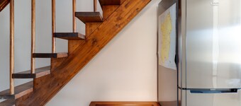 Apartment 'Flamingo House' with Balcony, Wi-Fi and Air Conditioning