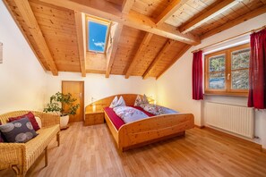 2 habitaciones, wifi gratis y ropa de cama 