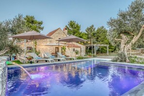 Pool - Villa 'Cottage Romantico with Pool' with Private Pool, Wi-Fi and Air Conditioning (Putignano)