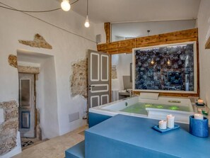 Spa - Villa 'Trulli Life' with Private Pool, Wi-Fi and Air Conditioning (Putignano)