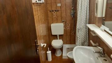 Doccia, asciugacapelli