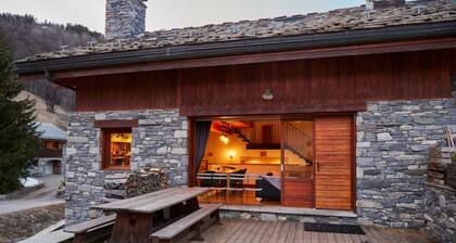 Chalet "Duhoux" avec vue sur les montagnes, terrasse privée et Wi-Fi