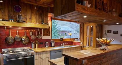 Chalet 'Duhoux' with Mountain View, Private Terrace and Wi-Fi