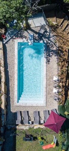 Villa 'Gite Les Bouches Rouges' mit Bergblick, WLAN und Klimaanlage