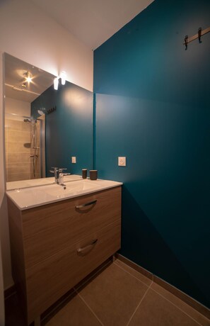 Shower, hair dryer