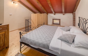 1 habitación, wifi gratis y ropa de cama