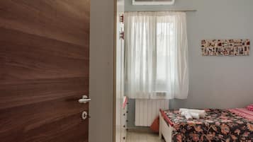 2 camere, ferro/asse da stiro, Wi-Fi gratuito, lenzuola