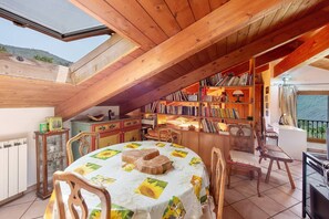 Dining - Country House 'La Liguria Tra Gli Ulivi 2' with Mountain View, Wi-Fi, and Air Conditioning (Varazze)