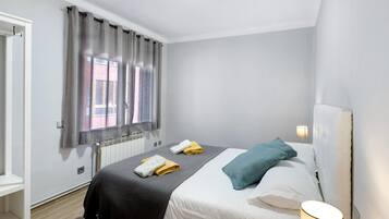 2 habitaciones, tabla de planchar con plancha y wifi gratis