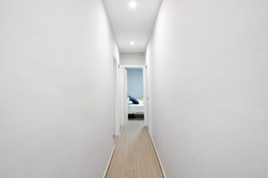 2 chambres, fer et planche à repasser, Wi-Fi gratuit, draps fournis