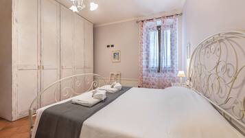 1 makuuhuone, ilmainen Wi-Fi, vuodevaatteet