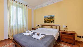 2 sovrum, strykjärn/strykbräda, gratis wi-fi och sängkläder