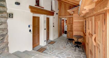 Studio 'Aux Pieds Du Malatra' 1 with Mountain View