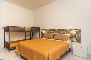 3 bedrooms, iron/ironing board, free WiFi, bed sheets - Nigido Holiday House Simona Apartment with Sea View, Wi-Fi and Air Conditioning (Catania)