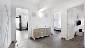 2 soverom, strykejern/-brett, wi-fi (inkludert) og sengetøy