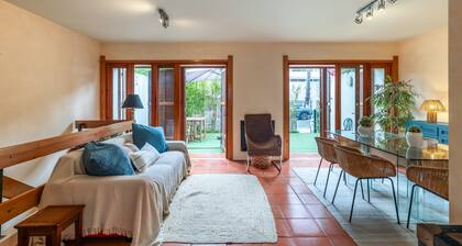 Villa 'Soltroia Beach House' with Private Terrace, Private Garden and Wi-Fi
