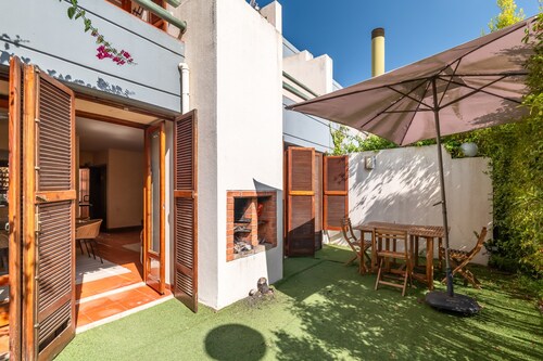 Villa 'Soltroia Beach House' with Private Terrace, Private Garden and Wi-Fi