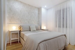 2 habitaciones, tabla de planchar con plancha y wifi gratis 