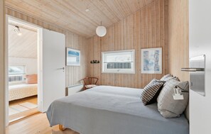 4 bedrooms, free WiFi