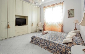2 chambres, lit parapluie, Wi-Fi gratuit, draps fournis