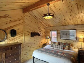 4 bedrooms, iron/ironing board, travel cot, free WiFi