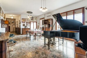 Dining - GuestHost - Large apartment of 130sqm located on the sixth and last floor from which you can enjoy a beautiful panoramic view of the city of Pesaro of a building with elevator (10 steps to access), perfect for 4 people.The accommodation is located at the (Pesaro)