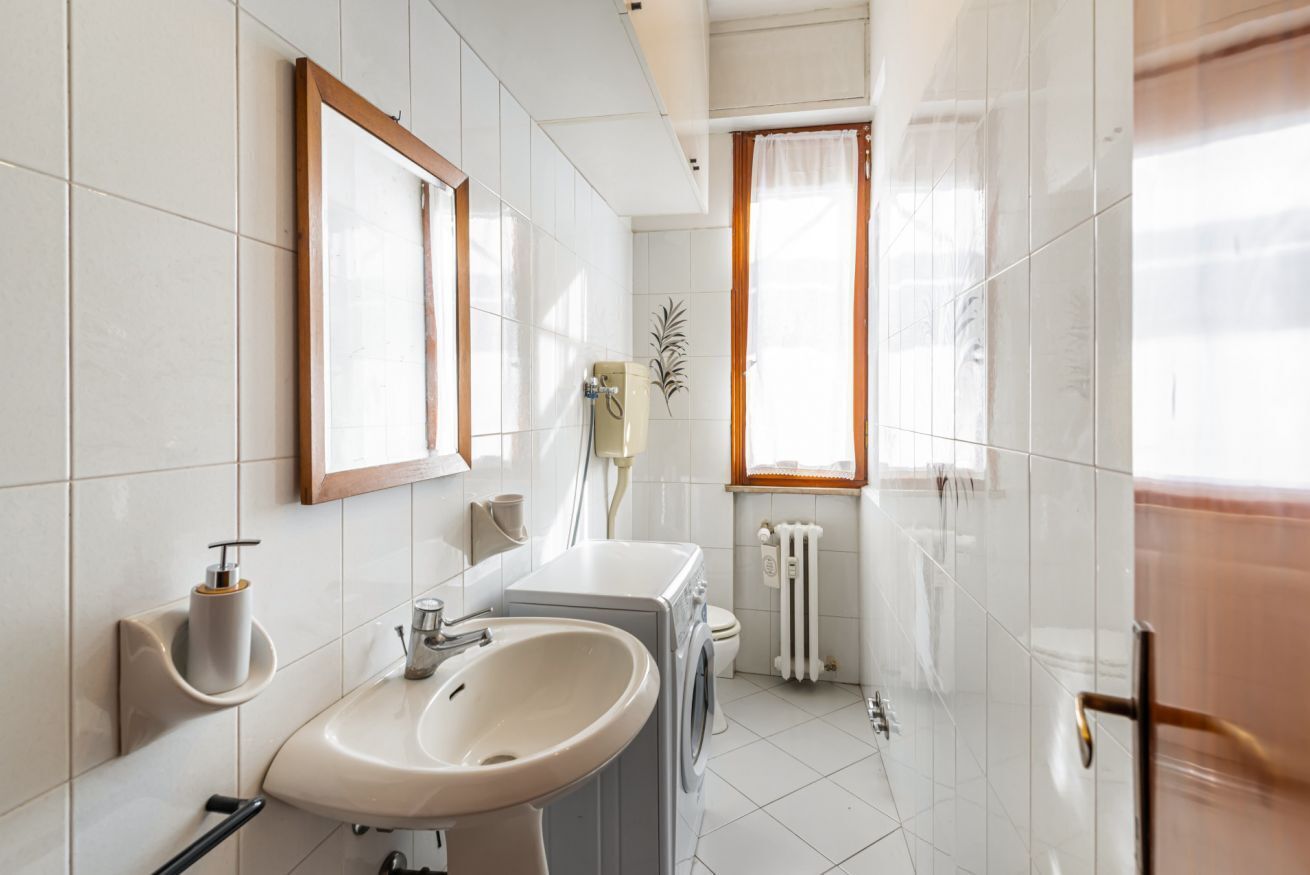 Doccia, asciugacapelli, bidet
