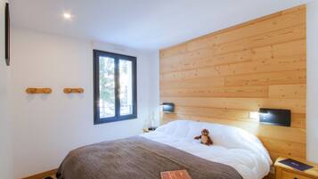 2 chambres, fer et planche Ă repasser, Wi-Fi gratuit, draps fournis