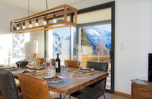 Dining - Vue sur le glacier | T4 près des pistes + balcon (Les Deux Alpes)