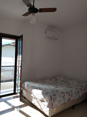 2 quartos, ferros/tábuas de passar roupa, Wi-Fi