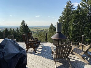 Terrace/patio - Unique 2Bds/1Bath Yurt | Kitchen, Wifi, Views! (Bozeman)