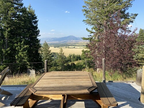 Unique 2Bds/1Bath Yurt | Kitchen, Wifi, Views!