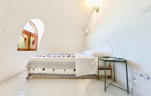 4 Schlafzimmer, Bügeleisen/Bügelbrett, Reisekinderbett, kostenloses WLAN