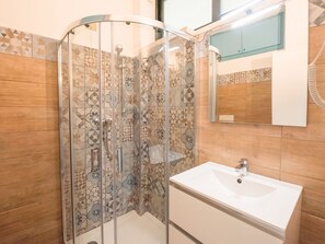 Towels - Nice apartment for 4 people with A/C, WIFI, pool, TV and patio (Bibbona)