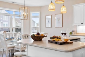Dining - Lost Shaker of Salt by Brunswick Vacation Rentals: OIB 2nd Row Home w/ Pool (Ocean Isle Beach)