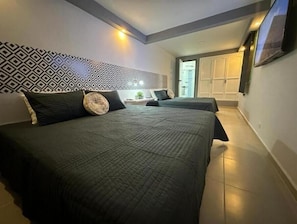 3 chambres, bureau, fer et planche à repasser, Wi-Fi