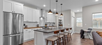 Uptown Elegant Escape | JZ Vacation Rentals