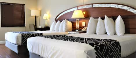 Deluxe Double Room | In-room safe, desk, blackout curtains, iron/ironing board