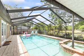 屋外プール、温水プール