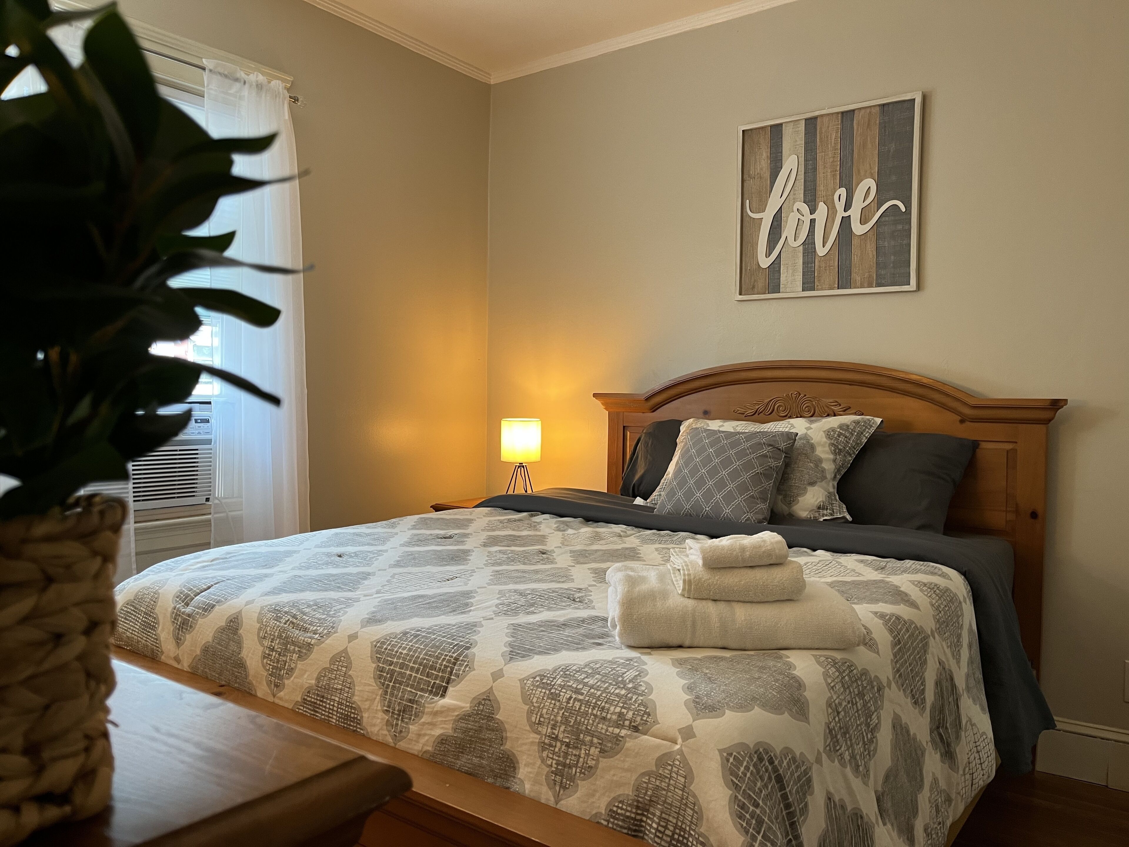 3 chambres, bureau, fer et planche à repasser, Wi-Fi gratuit