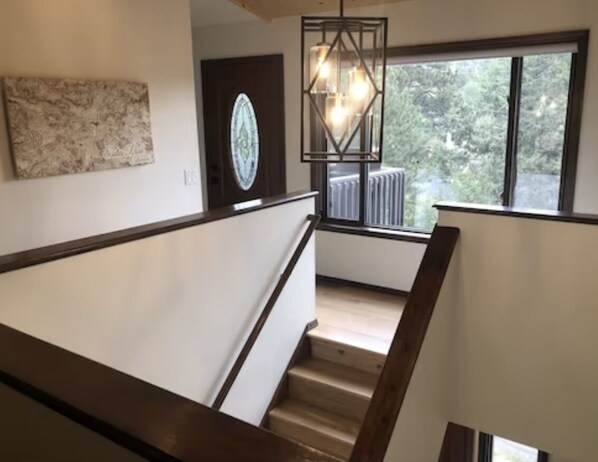 Interior - Awesome setting!! 3 bedroom 2 bath close to downtown and RMNP (Estes Park)